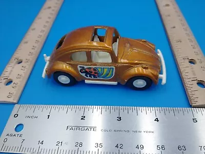 Vintage VW BUG Tootsietoy Car VOLKSWAGEN BEETLE USA MADE Die Cast Gold #1123 • $15