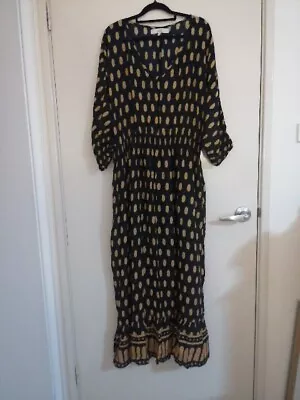 Adrift Size 2XL Black Spotted 3/4sleeved Maxi Dress • $38