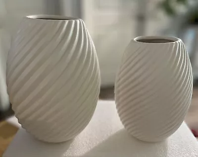 Set Of 2 Pcs Modern  Decorative White Ceramic Spiral  Flower Vases • $21.60