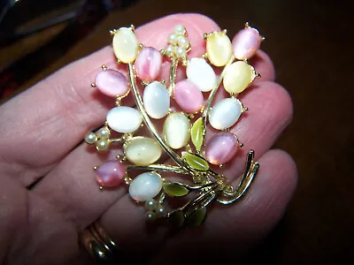 Vtg Pink Lt Yellow And White Moonstone & Pearl Floral Brooch - F21 • $14.40