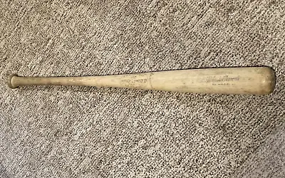 Hillrich & Bradsby Co Wood Baseball Bat Roberto Clemente 34  • $12.99