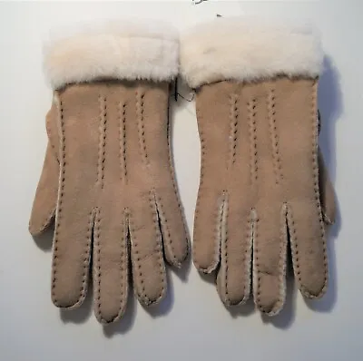 New UGG Exposed Sheepskin Gloves Style 15107 Color Chestnut Size S  $155 • $60