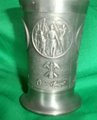 Collectable Vintage 95% Zinn Pewter With Signed Base • £6.99