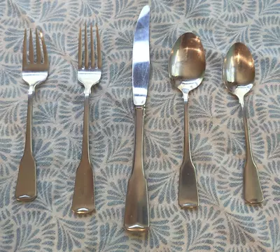 Oneida Stainless AMERICAN COLONIAL 5 Piece Set Flatware - Silverware Vintage  • $35