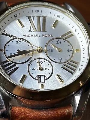 Michael Kors Quartz Watch MK-5702 Women Gold Tone Chronograph Needs New Battery • $21.50