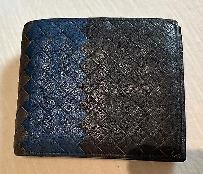 BOTTEGA VENETA Intrecciato Woven Leather Mens Wallet  • $165