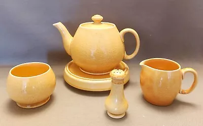 £40 • Buy Moorcroft Yellow Sun Ray 5 Piece Tableware Set C1935