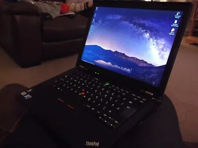 Thinkpad T410 Laptop 2.40 GHz I5 Core 4GB RAM 320GB HDD - W10 Pro - Great!! • £100