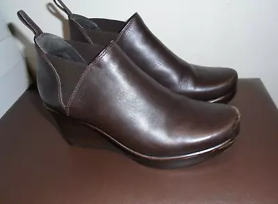 GUC Naot Platform Boots Dark Brown Leather Fabric Lined Size 37 • $12