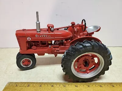 Toy Ertl McCormick Farmall Super M  Tractor Model Farm Toy 1:16 Diecast 14270 • $50