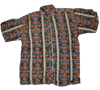 £10 • Buy Vintage Short Sleeve Shirt Size Large - Camo Aztec Abstract Party Festival Top