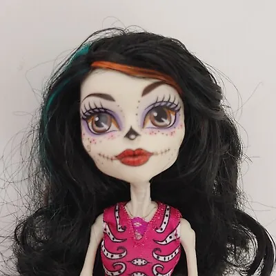 Monster High SKELITA CALAVERAS Doll Art Class - No Headband • $32