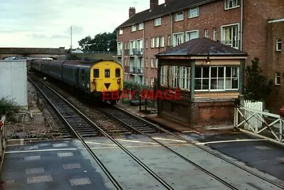 Photo  Hampshire' Dmu No 1106 At Cosham Level Crossing Â€“ 1971 The Level Crossi • £2.20