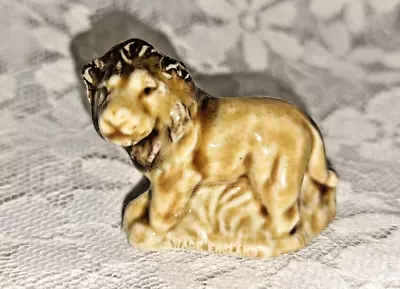 Wade Whimsie Lion 1970s-80s - Collectable - Small Ceramic Dark Mane Zoo Animal • £4