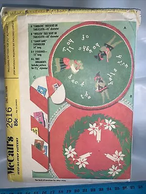 McCalls Sewing Pattern Christmas Home Decor Items Tree Skirt Stockings 2616 Vtg • $5.78