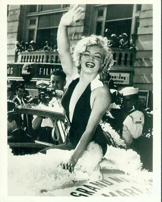 Marilyn Monroe Hot Photo At Miss America Pageant Parade 1952 • $24.99