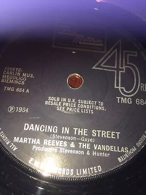 7” Single Martha Reeves And Vandellas ‘Dancing In The Street’ • £2.99