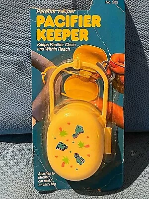 Clip On Sturdy Plastic Pacifier Keeper Case • $6.95