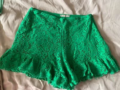 Zara Ladies Green Lace Shorts Size S Ruffle Detail Gorgeous • $12.32