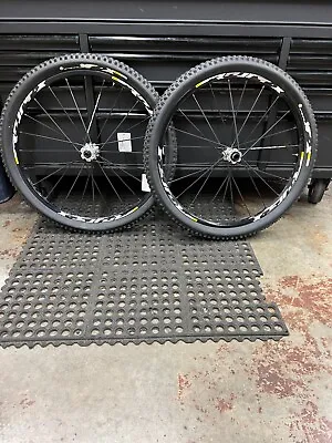 Mavic CrossMax XL 27.5 • $499.99