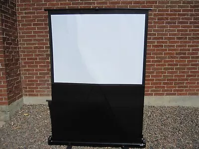 Da-lite 60''dia. 48x36 Pop Up Deluxe Insta-Theater Portable Projection Screen  • $177