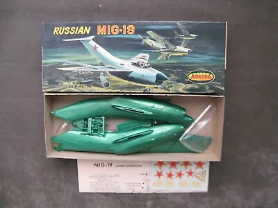 Aurora Russian Mig-19 1/48 1958 • $99.99