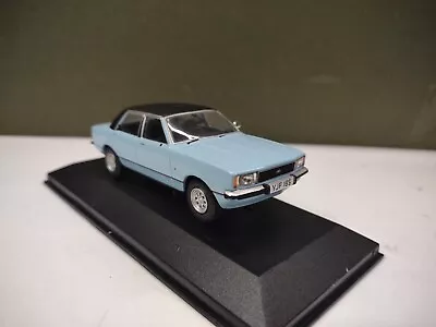 (Cracked Case) Corgi Vanguards VA11906 Ford Cortina MKIV 2.3 Ghia Bermuda 1/43 • £35