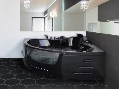 Linda - Whirlpool Bathtub With Front Glass 170 X 120 Cm 2 Persons - View #4