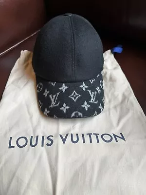 Louis Vuitton Endless Baseball Cap • $500