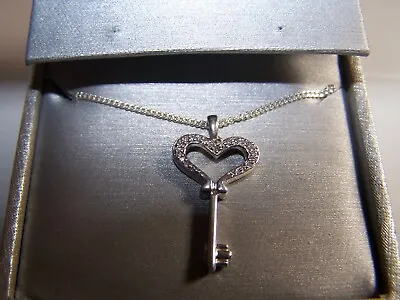 $99.99 • Buy New Zales Jewelers 23 Diamond Key To My Heart Sterling Silver Key Pendant&chain