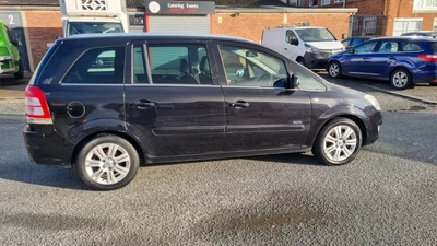 Vauxhall Zafira Elite 1.9 Cdti Black 5dr 2010  7 Seater  • £2295