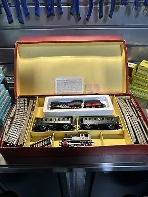 Marklin 3203 HO Vintage Starter Train Set/Box Good Condition 21 Pieces As Seen • $155