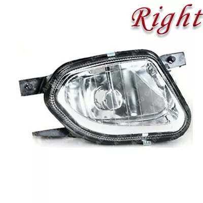 Right Front Fog Light Headlight No Bulb For 2003-2006   Mercedes-Benz W211 • $31.62