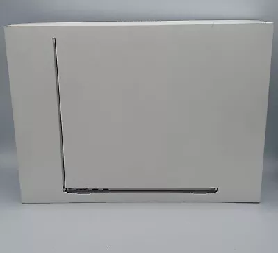 Apple MacBook Air 2024 13.6 Inch M3 8GB RAM 256GB SSD - Space Grey New A3113 • £999.99