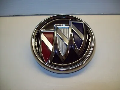 2017 2018 2019 Buick LaCrosse Trunklid Release/Tri-Shield Emblem OEM# 90802069 • $18