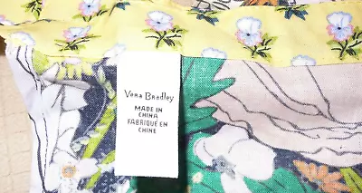 Vera Bradley Beautiful Floral Motif Drawstring Kitchen Apron Perfect For Spring! • $14.99
