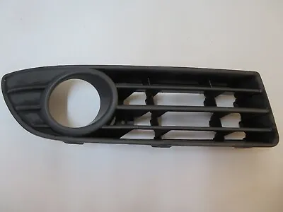 VOLKSWAGEN VW POLO 9N3 OS DRIVER FRONT GRILL 6q0853666g 2005-2009 B12 • $27.13
