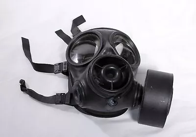 Avon S10 UK Military Gas Mask Respirator Dated 1987 Size 2 Needs New Strap! • £68