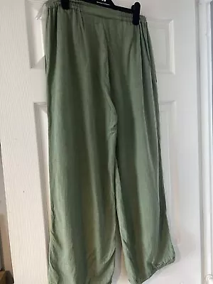 Masai Linen Blend Size M Green Balloon Crop Trousers • £15