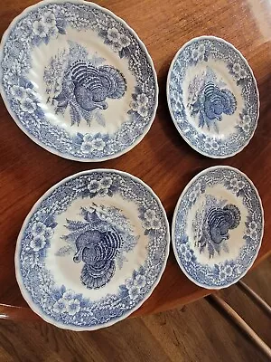 QUEEN'S MYOTT BLUE THANKSGIVING 4 - 8 Inch PLATES Please Read  • $25