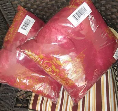 NWT Set Of 2 SILK ROAD Square Toss Pillows Burgundy Gold Moroccan Decorative • $69.99