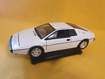 1/18 Lotus Esprit James Bond 007  The Spy Who Loved Me - Joyride • £185