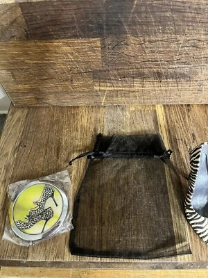 £5.75 • Buy Just The Right Shoe With Compact Mirror.
