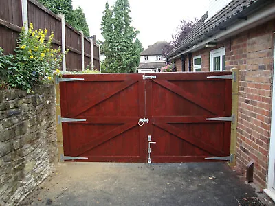  Wooden Drive Gates 20mm Thick Board Tongue & Grooved Fully Framed & Capped • £390.64