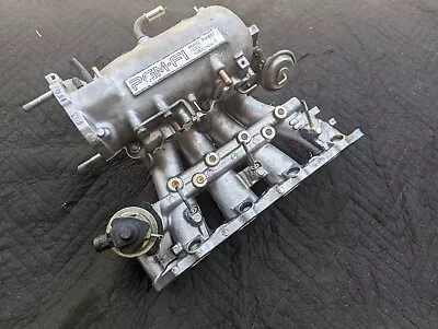 OEM 01 HONDA PRELUDE Type SH H22A P5P INTAKE MANIFOLD H22A4 H Series • $175