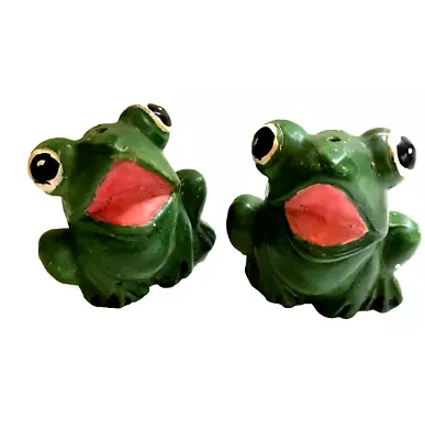 Vintage Chalk Green Frog Salt & Pepper Shakers • $3