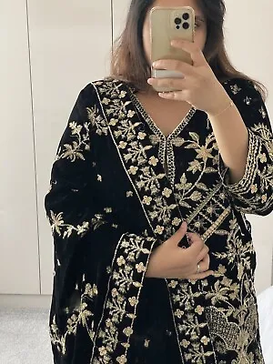 Black And Gold Velvet Vanya Pakistani Designer Kameez Kurta • £50