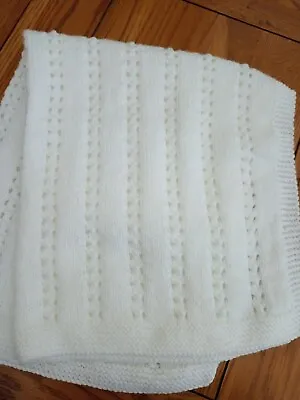 (B) New White Cot Blanket Hand Knitted • £14