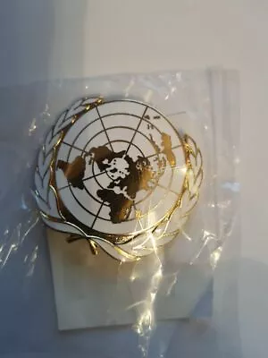 £12 • Buy United Nations Cap Badge - UN Beret Badge New OFFICIAL Issue OR's 