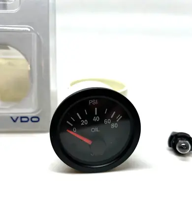 New In Box! VDO Vision Oil Pressure Gauge 350-104! • $75